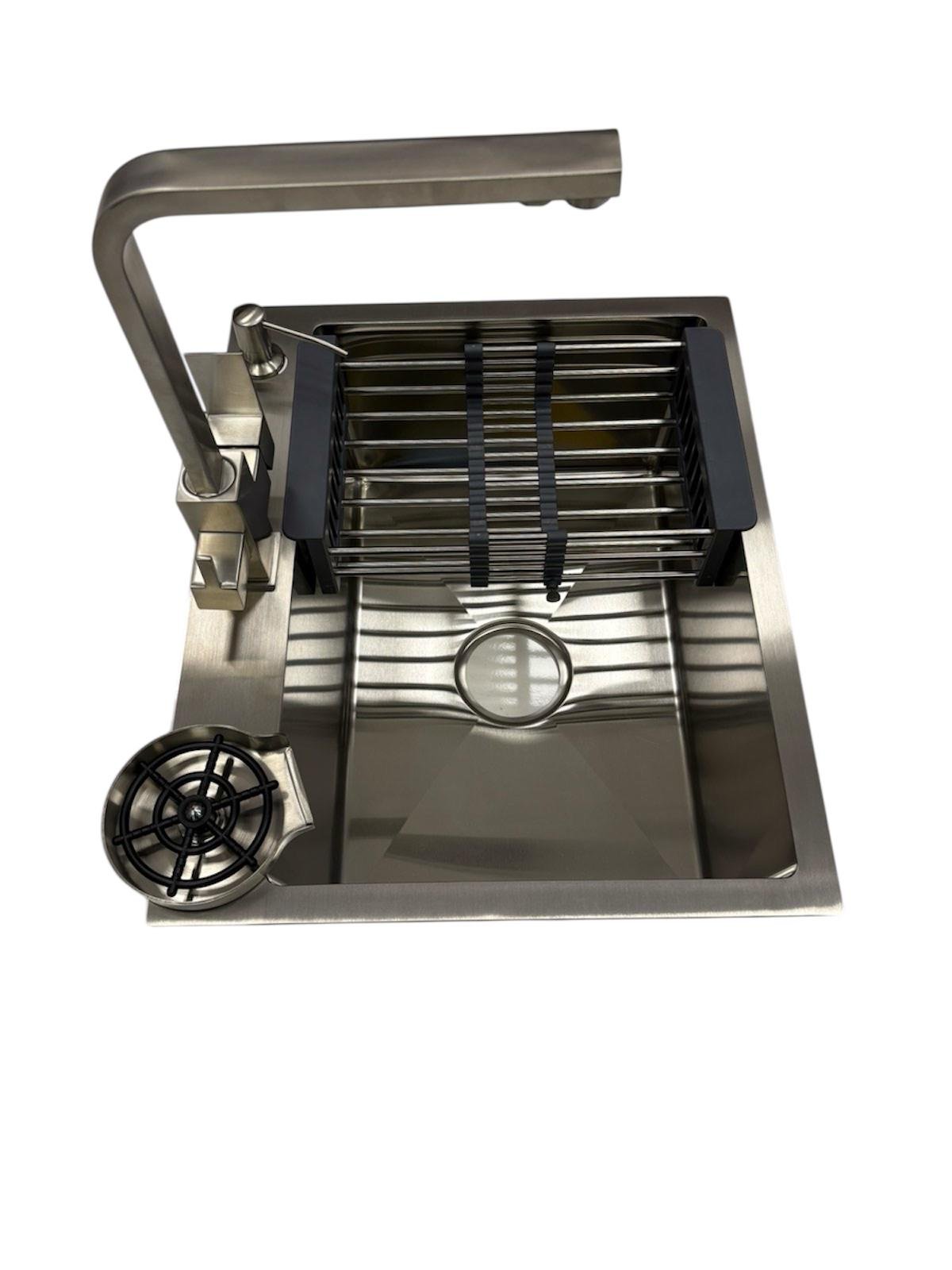 Мойка кухонная Britc 55х45 см Серый/кран с подключением к фильтру воды VENTA BK813FS