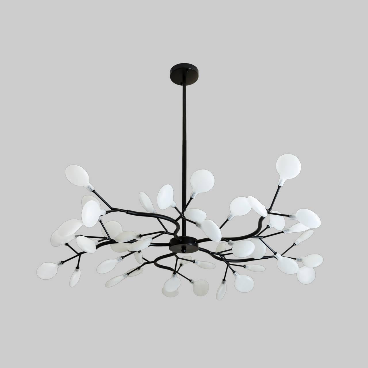 Люстра з білими пелюстками Petals на 45 ламп Чорний (918-LP447-45 BK+WH)