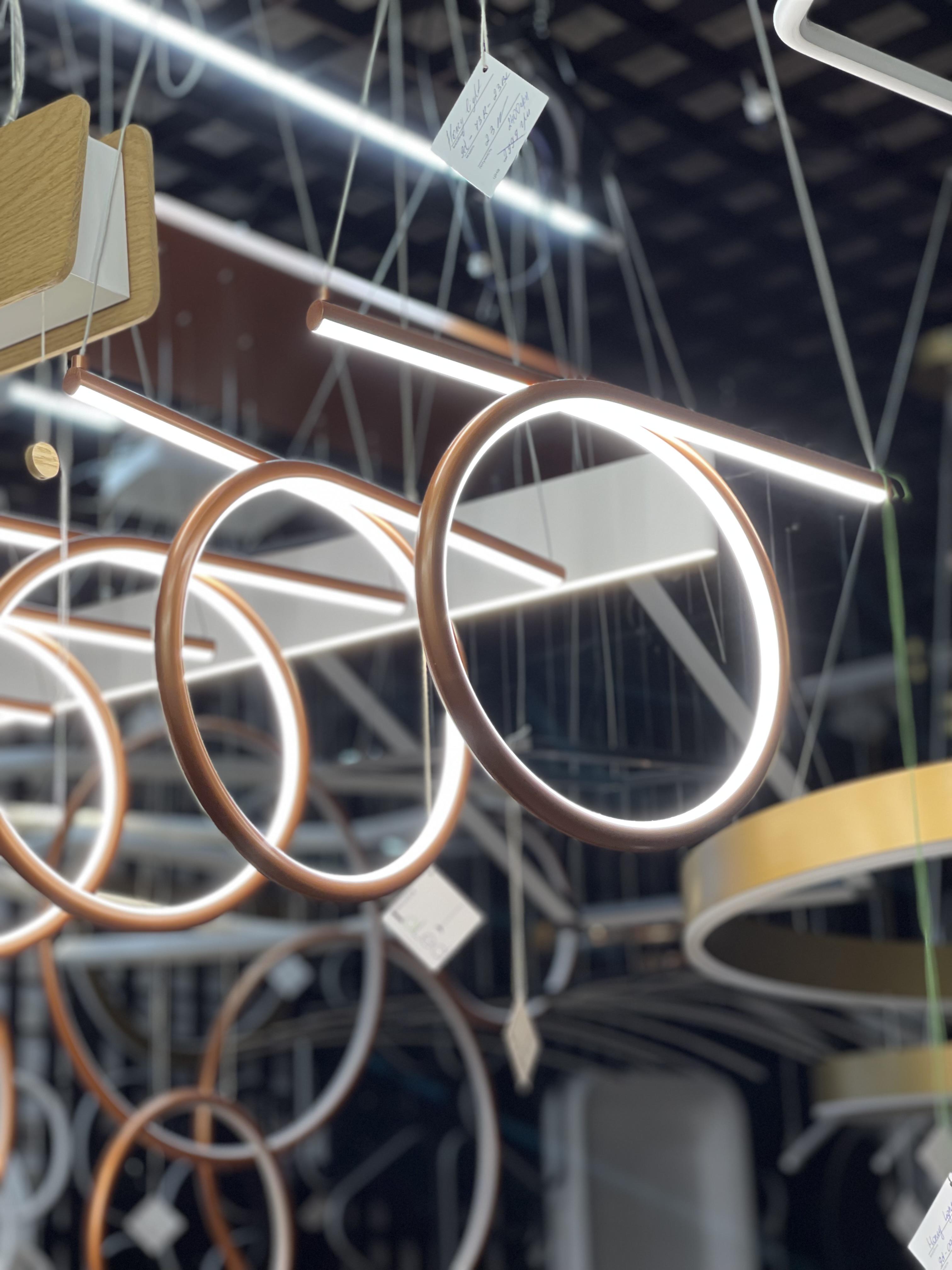 Люстра світлодіодна Honey Light 9D-093R-108BRZ - фото 2 Люстра світлодіодна Honey Light 9D-093R-108BRZ - фото 2