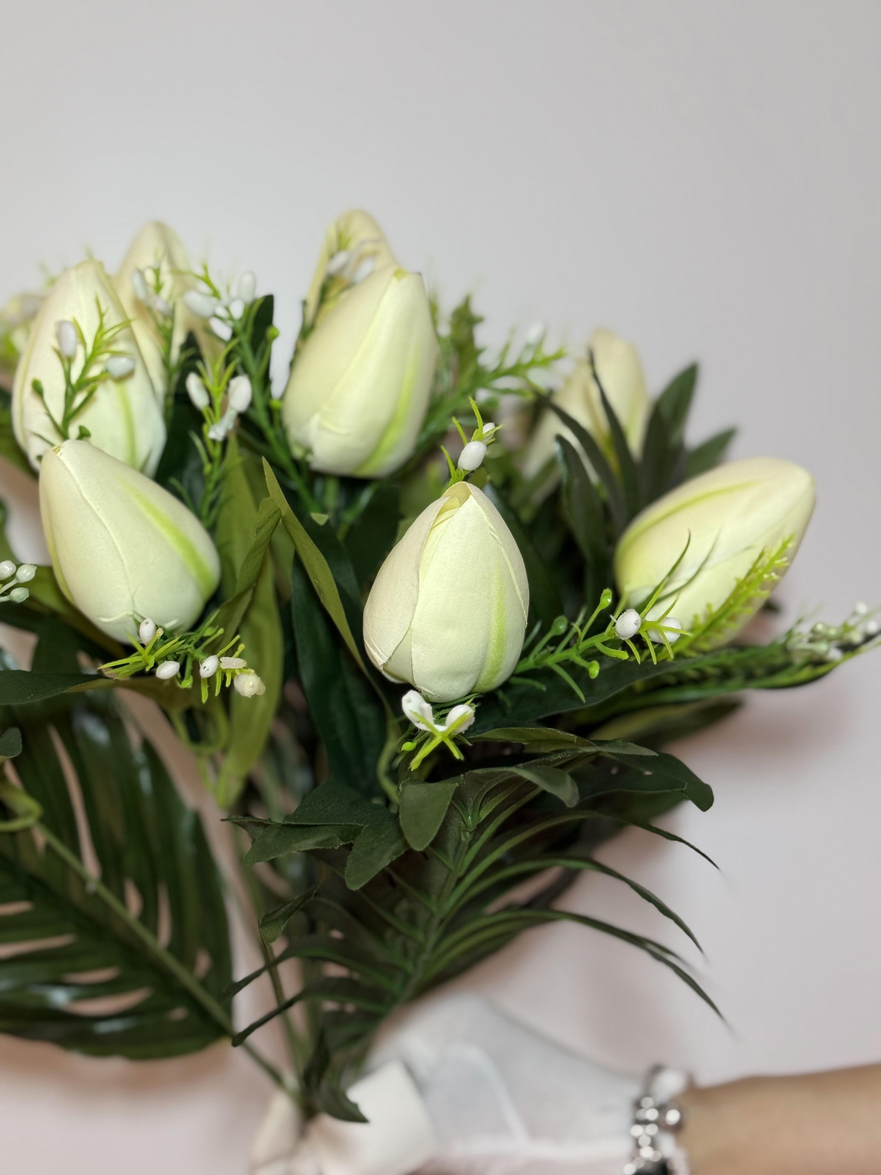 Искусственный букет тюльпанов 12 голов 47 см - фото 2 Искусственный букет тюльпанов 12 голов 47 см - фото 2