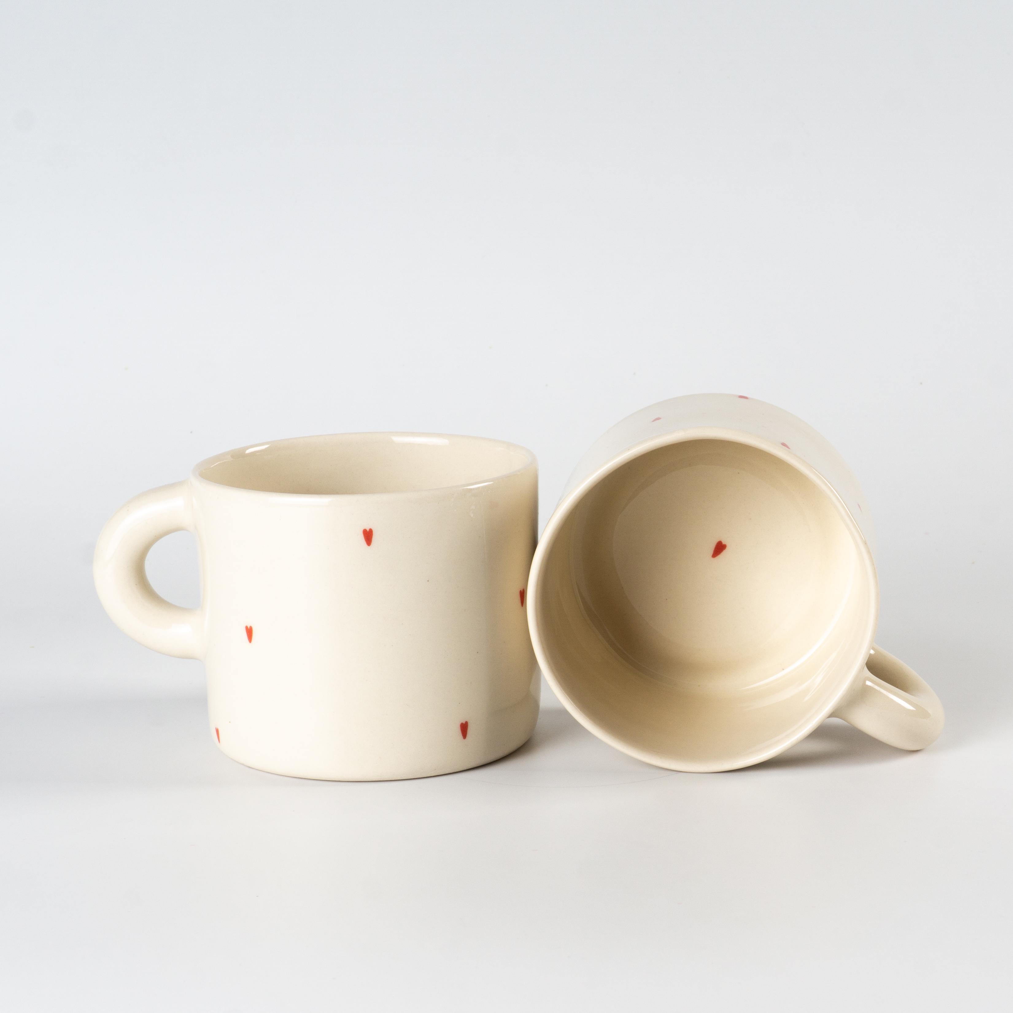Чашка керамічна з серцями ручна робота напівпорцеляна 350 мл (PRS-CUP-IMG-350-I-HEART) - фото 3 Чашка керамічна з серцями ручна робота напівпорцеляна 350 мл (PRS-CUP-IMG-350-I-HEART) - фото 3