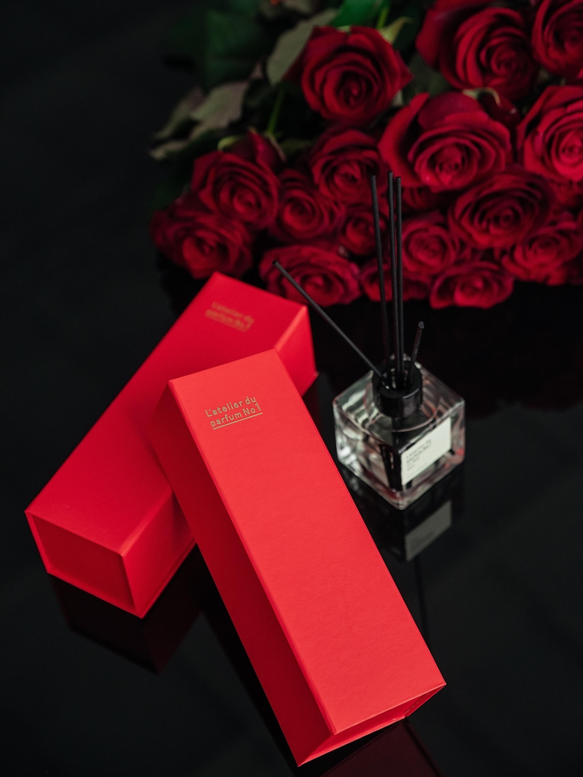 Аромадифузор Atelier du parfum №1 Roses de Damas 120 мл Червоний (AT0020/2) - фото 4