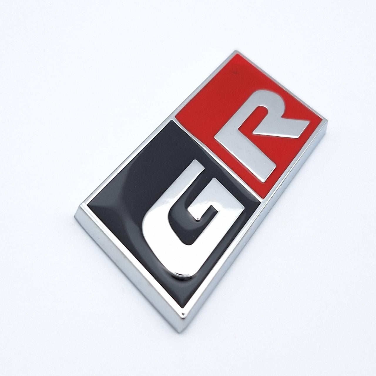 Эмблема плашка GR Toyota Gazoo Racing металл 7,5х2,9 см Хром глянцевый (2458468115)