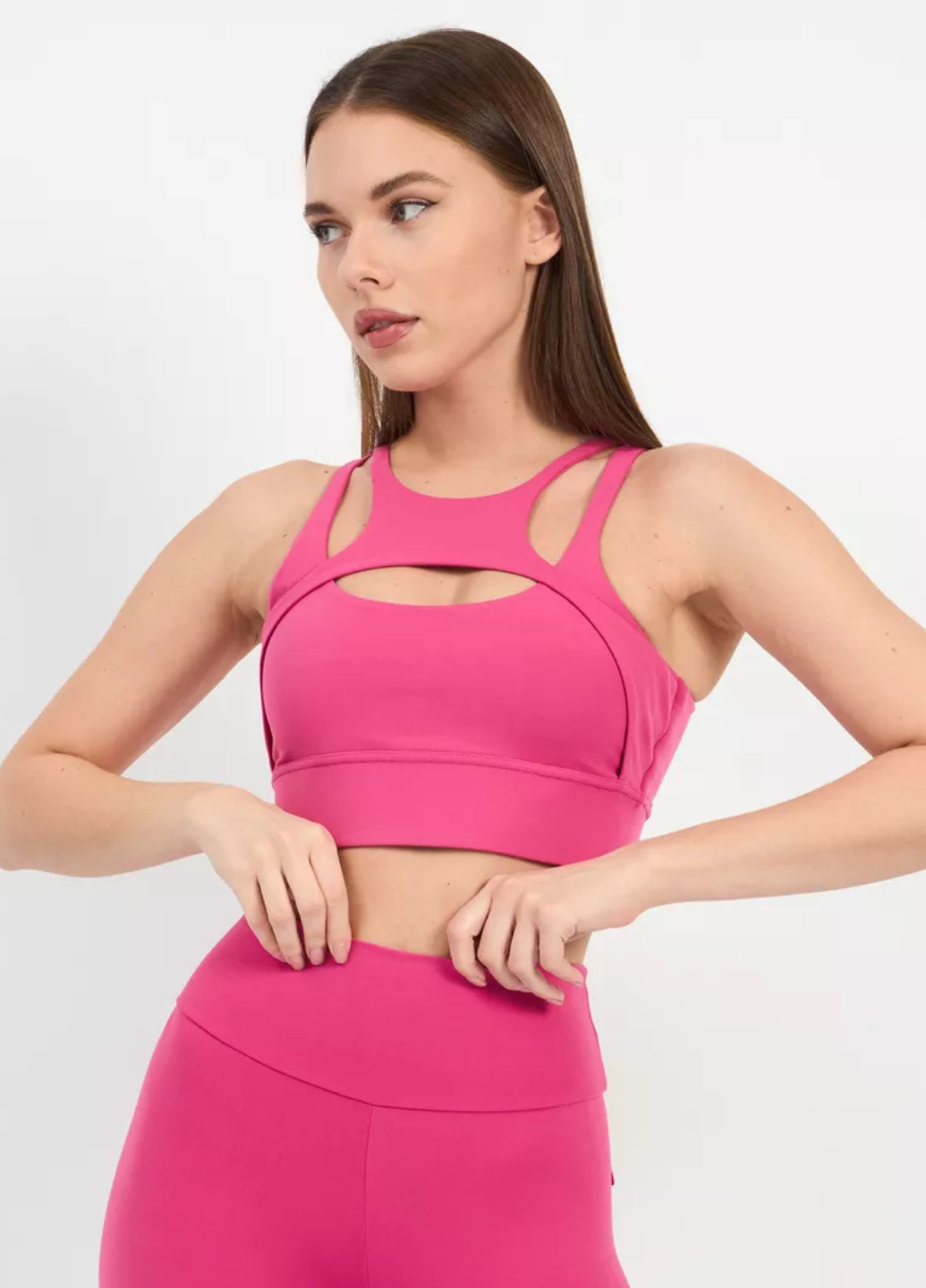 Топ женский яркий для тренировок и фитнеса базовый бра без застежек с чашками M Розовый (70269/M)