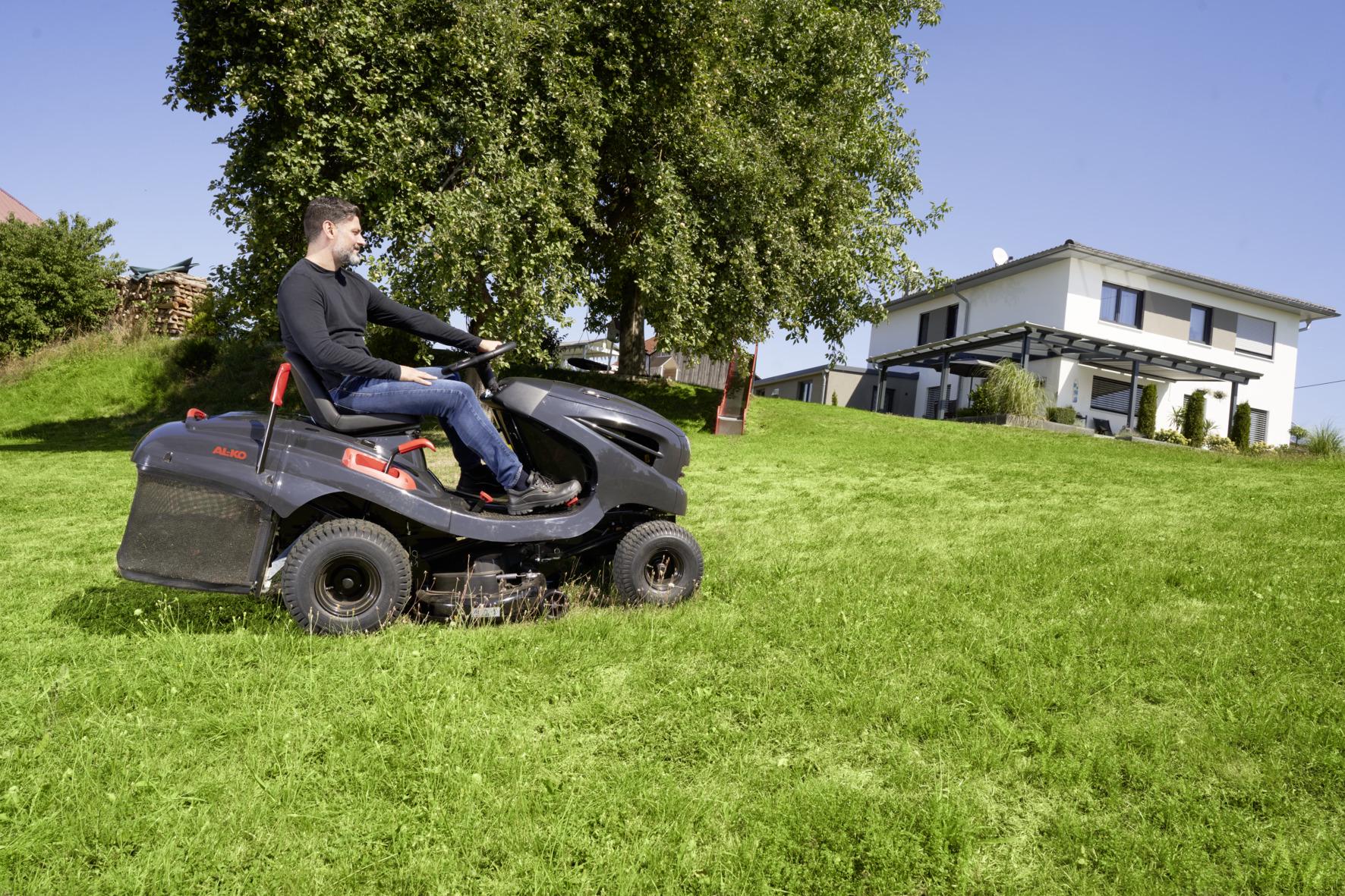 Трактор-газонокосилка SOLO by AL-KO T 18-103,2 HD Comfort (123016) - фото 4 Трактор-газонокосилка SOLO by AL-KO T 18-103,2 HD Comfort (123016) - фото 4