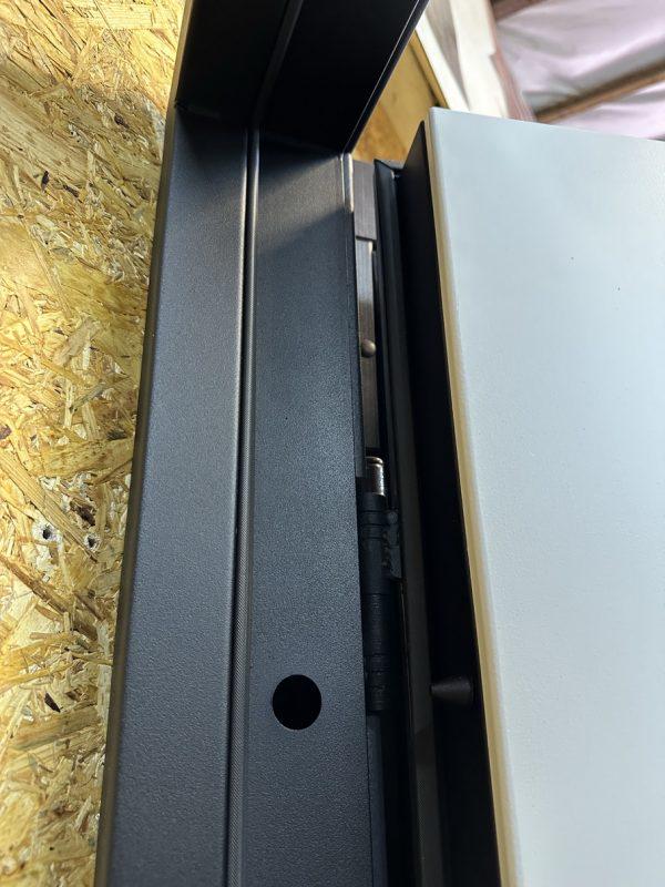 Дверь входная Redfort Комби квартира 960х2050 мм Антрацит/Белый матовый (28090152) - фото 5 Дверь входная Redfort Комби квартира 960х2050 мм Антрацит/Белый матовый (28090152) - фото 5