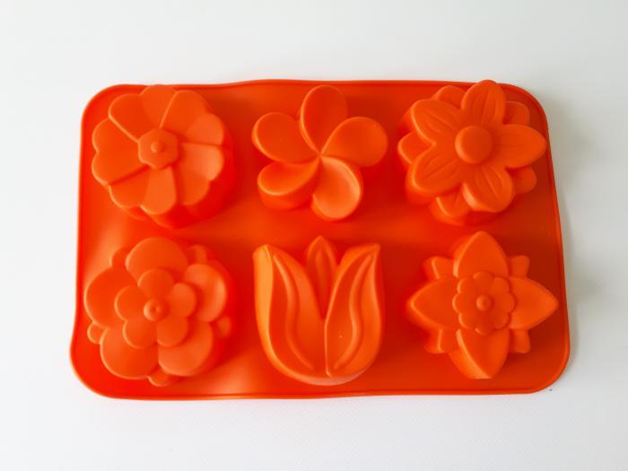 Форма кондитерская для выпечки печенья Цветы силиконовые 6 шт. 26x16 см (18275) - фото 2
