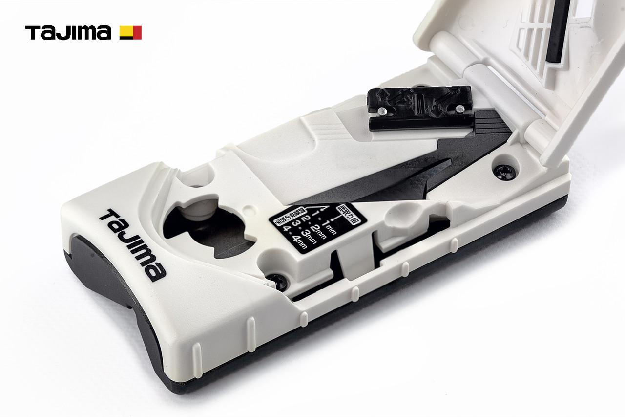 Інструмент для зняття фаски гіпсокартону TAJIMA 30° лезо 18 мм (29710359) - фото 3