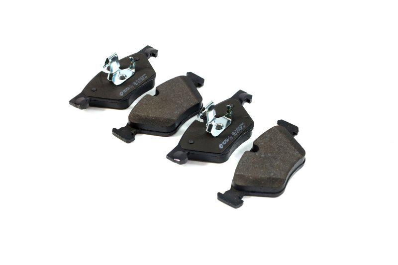 Тормозные колодки дисковые REMSA для BMW 5 SERIE F10 F11 2010-передние (1052.30)