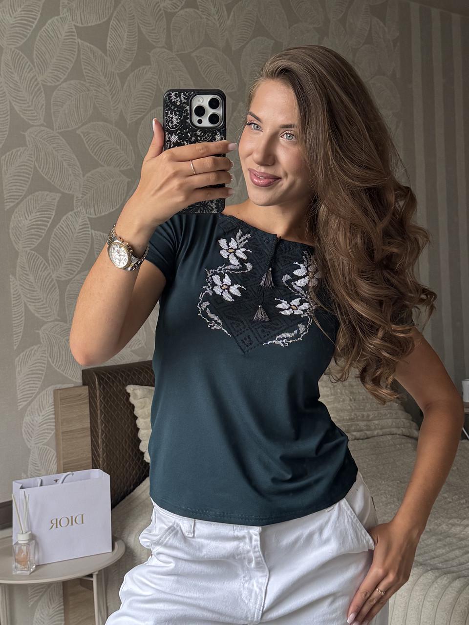 Футболка вышитая женская Melanika Лилия XL Зеленый (G-81)