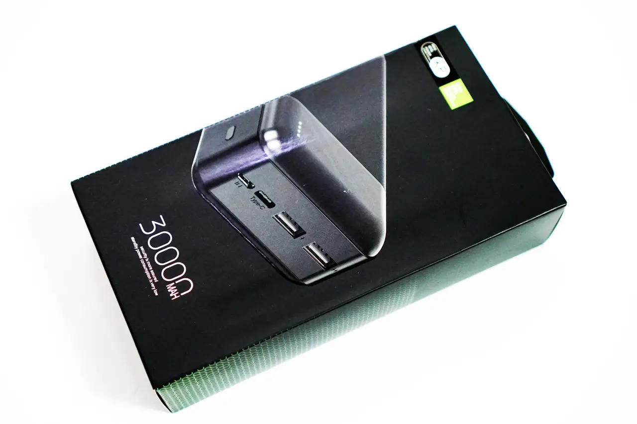 Повербанк King Power KP30 30000 mAh LCD с фонариком - фото 6 Повербанк King Power KP30 30000 mAh LCD с фонариком - фото 6