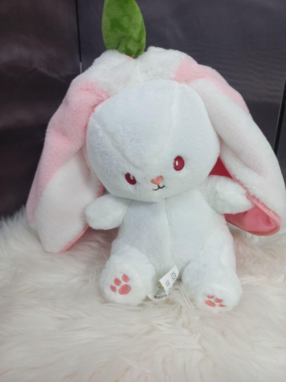 М'яка іграшка Кролик Полуничка 2в1 з застібкою 30 см (9075/30) - фото 3 М'яка іграшка Кролик Полуничка 2в1 з застібкою 30 см (9075/30) - фото 3