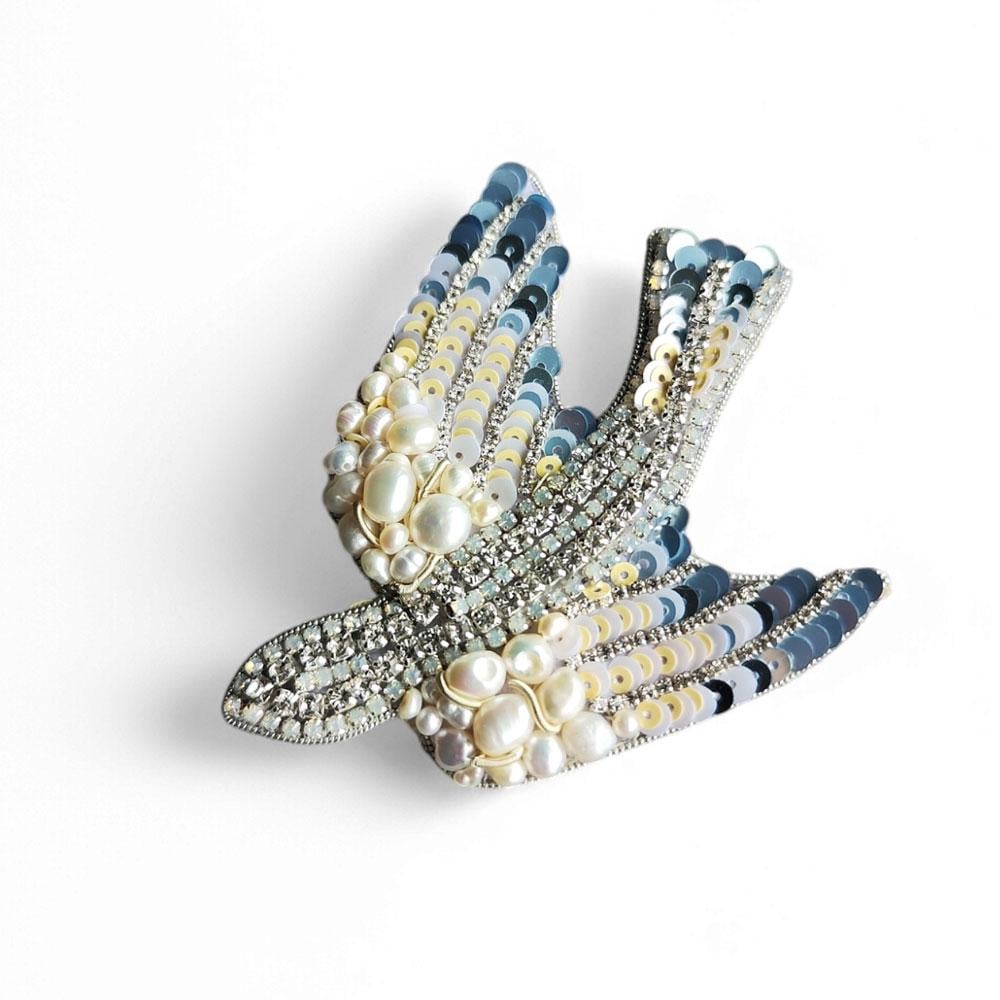 Брошь птичка ручной работы с натуральным жемчугом (BR-20)