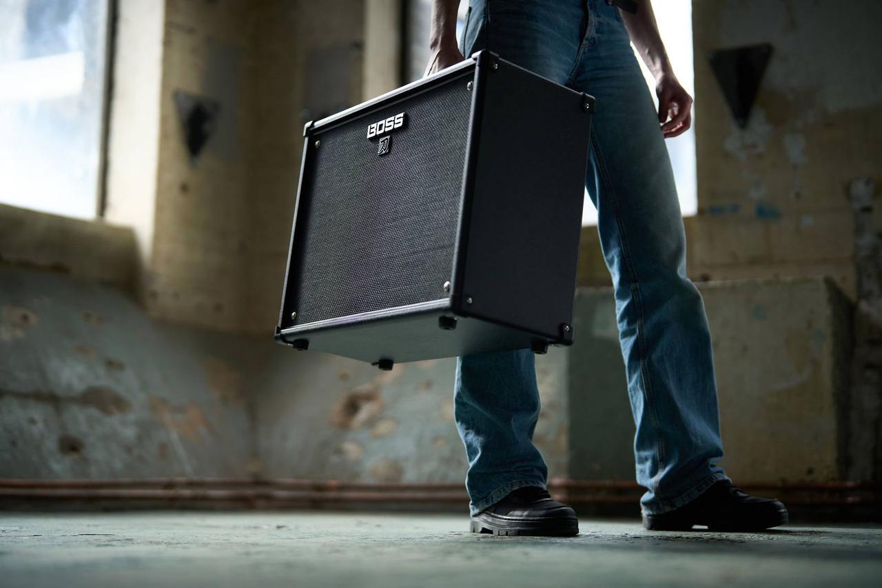 Комбопідсилювач моделюючий для електрогітари Boss Katana 100 mk3 - фото 2 Комбопідсилювач моделюючий для електрогітари Boss Katana 100 mk3 - фото 2