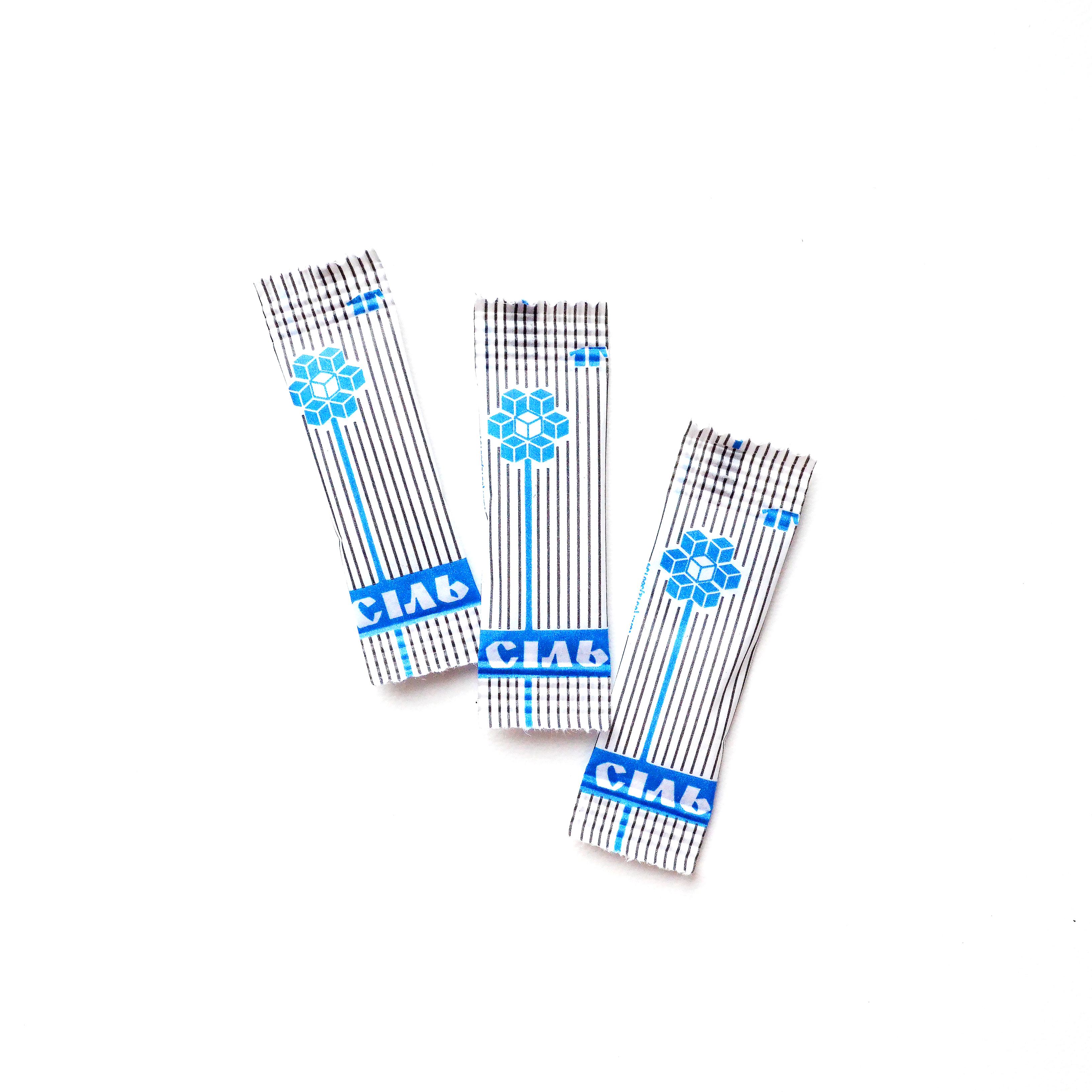 Сіль порційна фасована в стіках по 1 г 300 шт. 0,3 кг Сіль порційна фасована в стіках по 1 г 300 шт. 0,3 кг