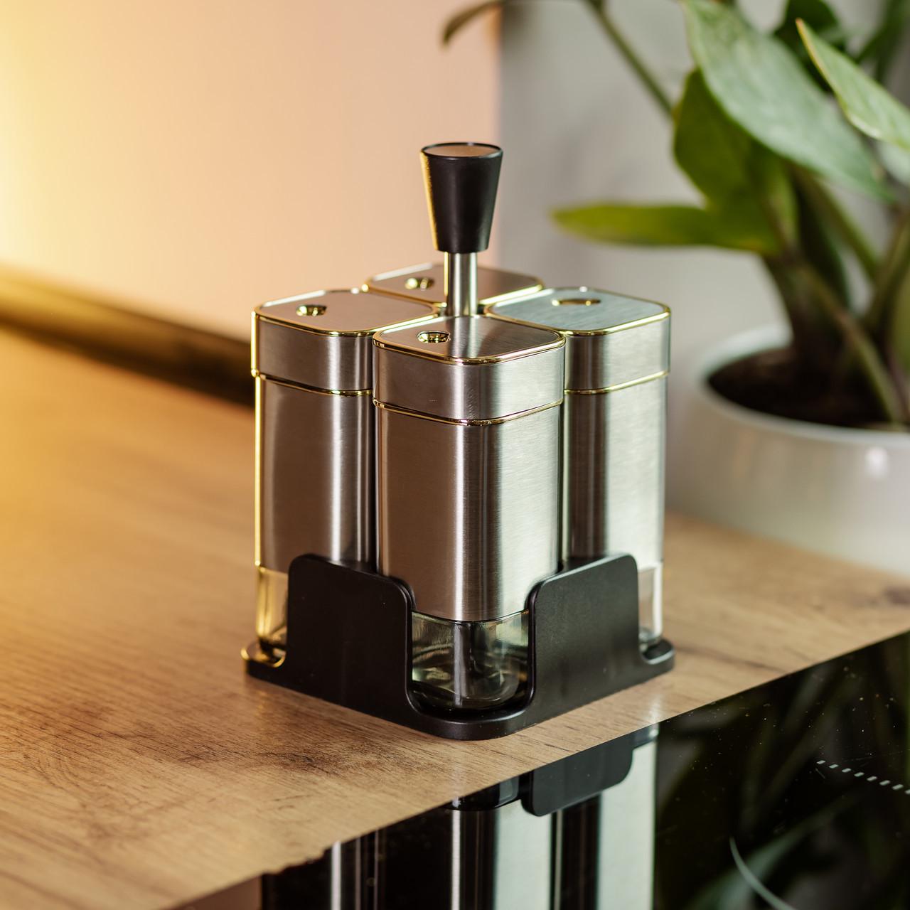 Набір ємностей для спецій 4 шт. на підставці 120 мл Хром (HP-1318) - фото 6 Набір ємностей для спецій 4 шт. на підставці 120 мл Хром (HP-1318) - фото 6