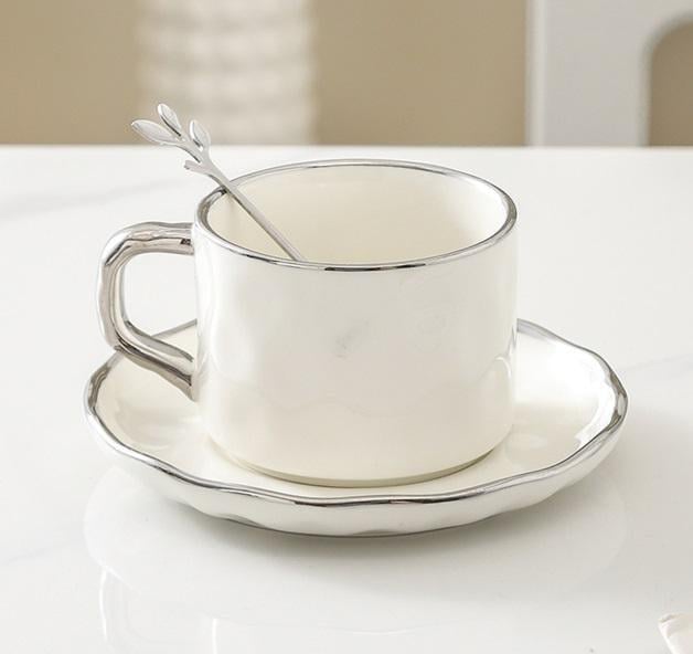 Чашка з блюдцем та ложкою 18511 230 мл Білий (5010816)