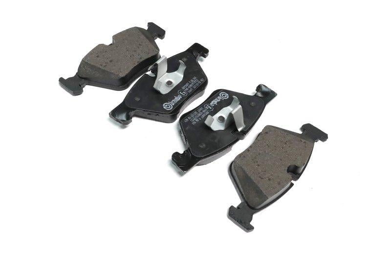 Колодки гальмівні дискові BMW 5 передні (P 06 060 BREMBO)