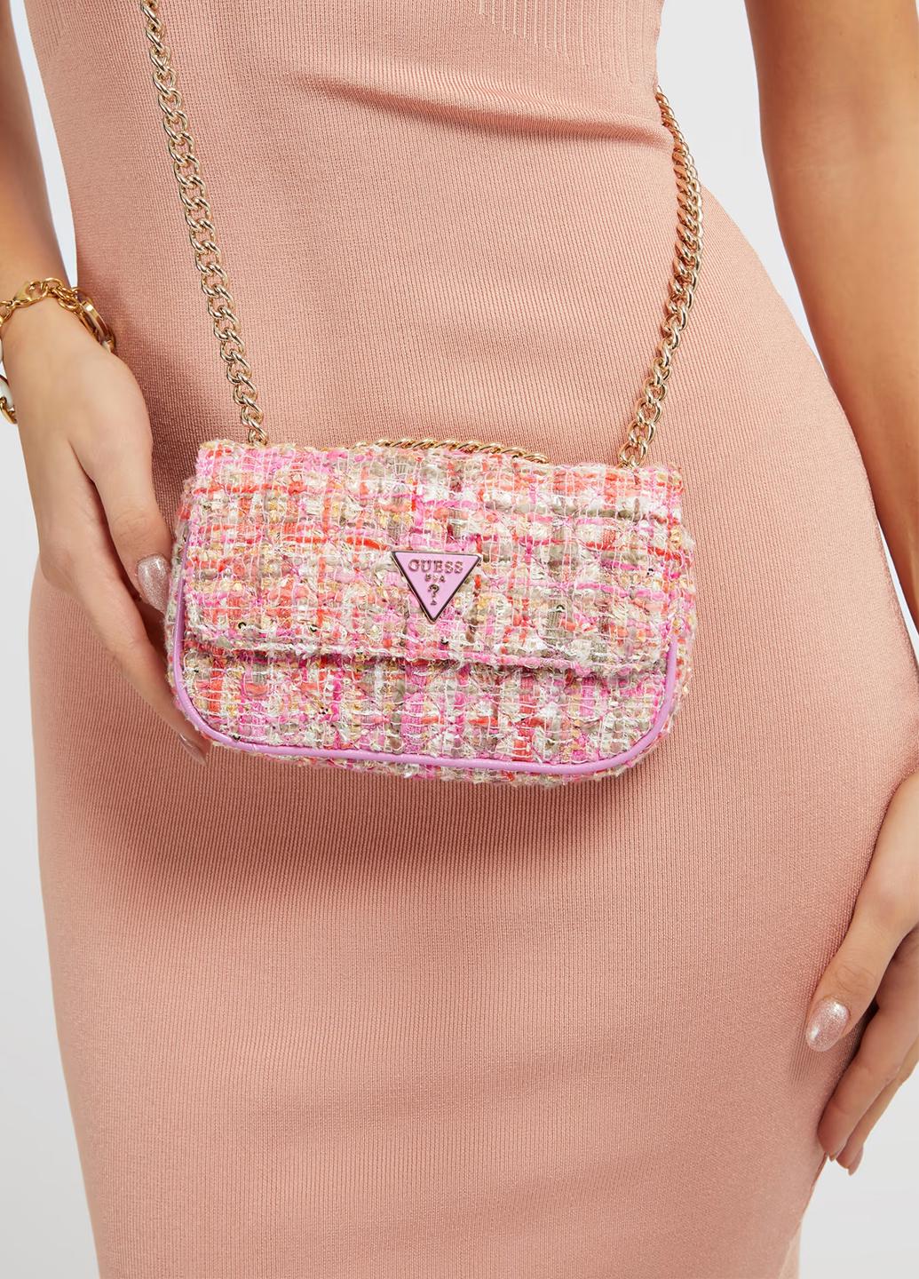 Сумка крос боді жіноча твідова Guess SPARK MICRO MINI HWTF8700780-FMU Фуксія - фото 10 Сумка крос боді жіноча твідова Guess SPARK MICRO MINI HWTF8700780-FMU Фуксія - фото 10