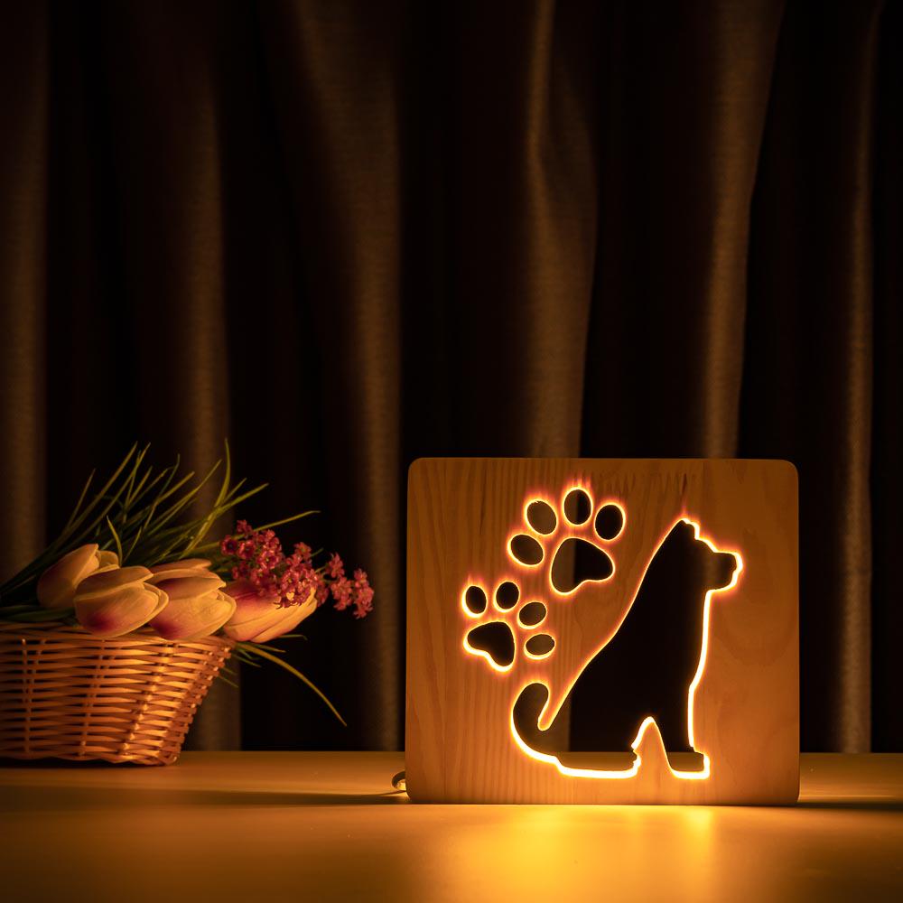 Світильник нічник з дерева LED Пес та сліди з пультом та регулюванням світла