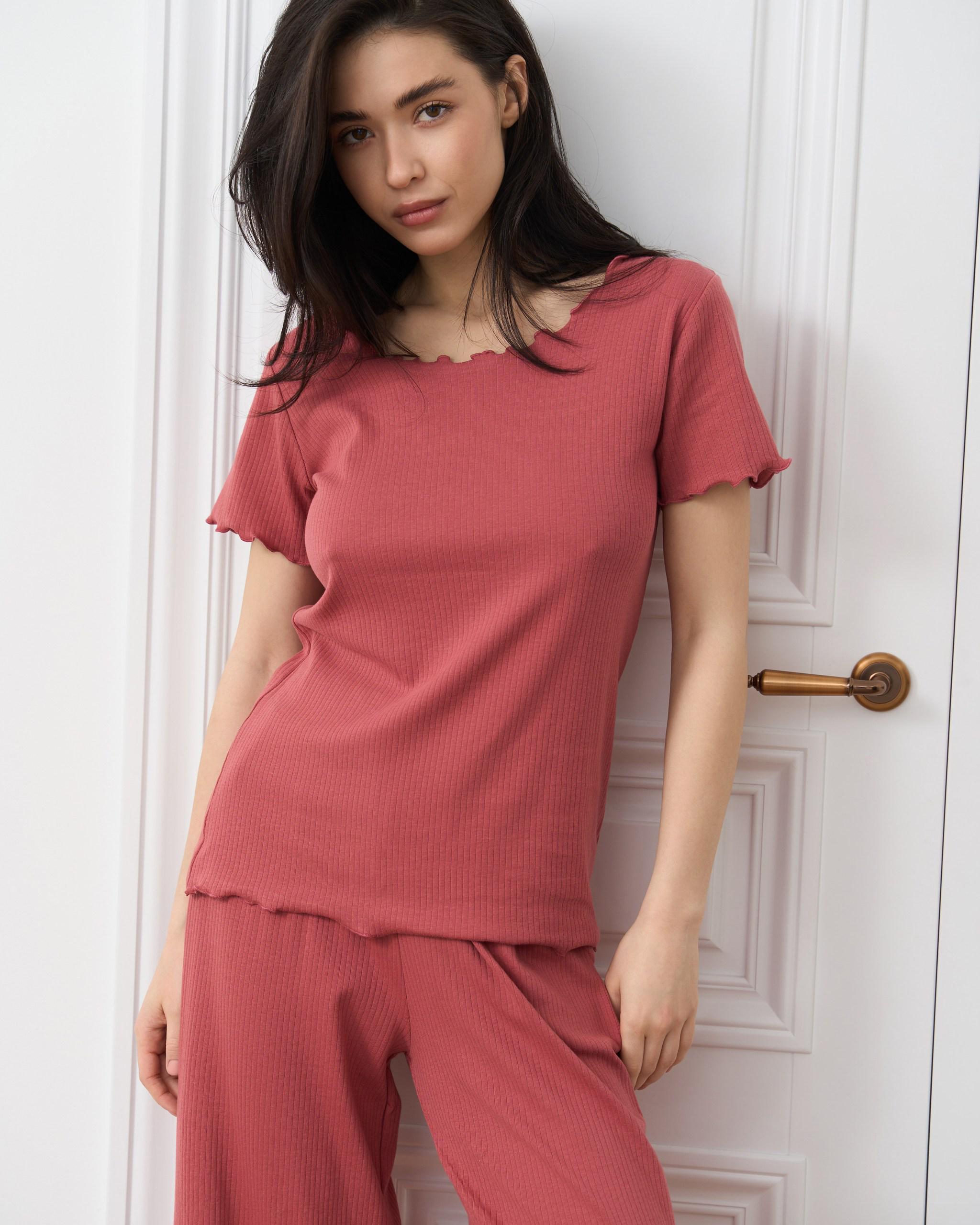 Пижама женская с капри в рубчик S (46000) - фото 2 Пижама женская с капри в рубчик S (46000) - фото 2