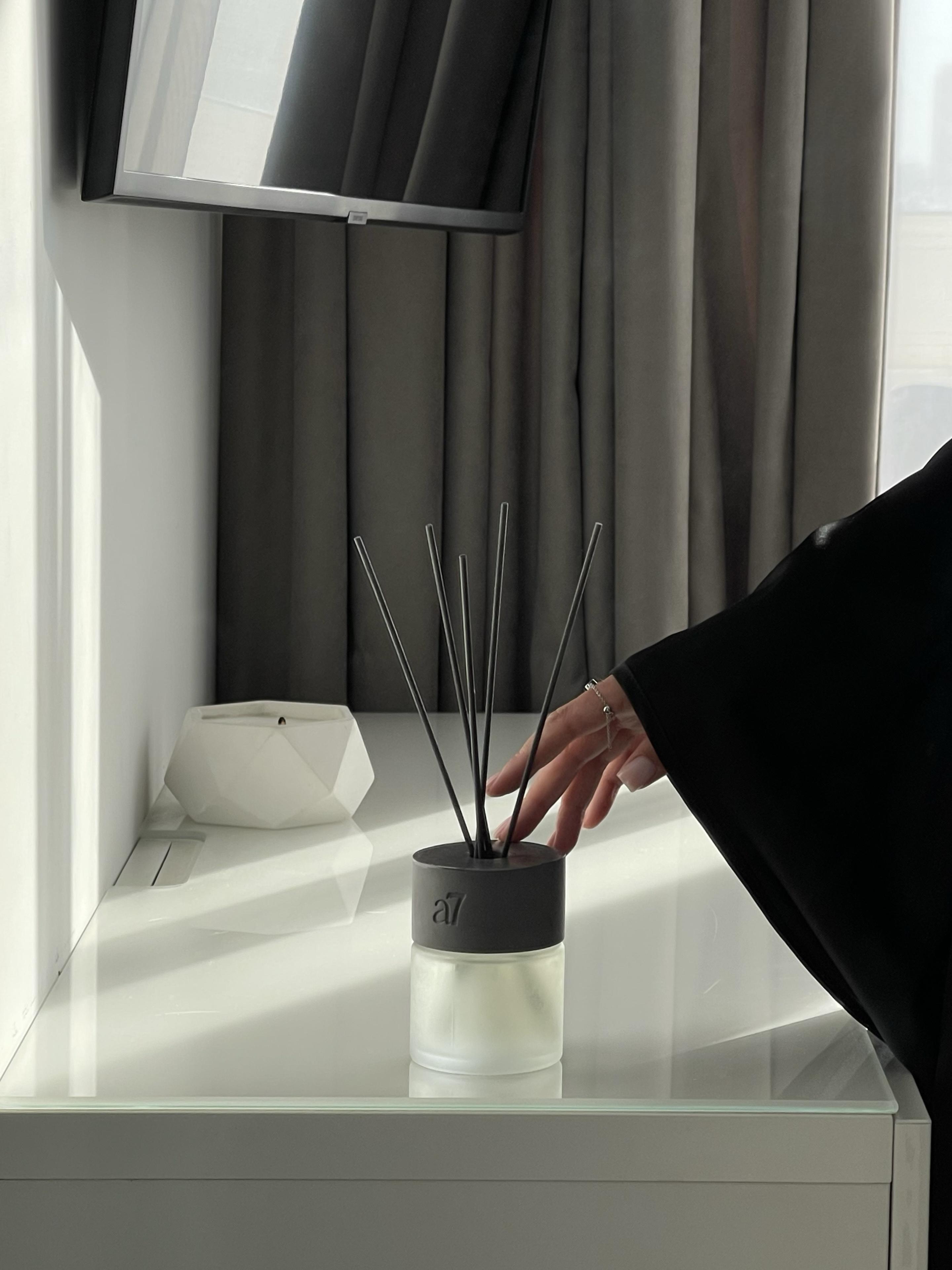 Аромадифузор a7 AMBER & SAGE із бетону 100 мл (0100019) - фото 3 Аромадифузор a7 AMBER & SAGE із бетону 100 мл (0100019) - фото 3