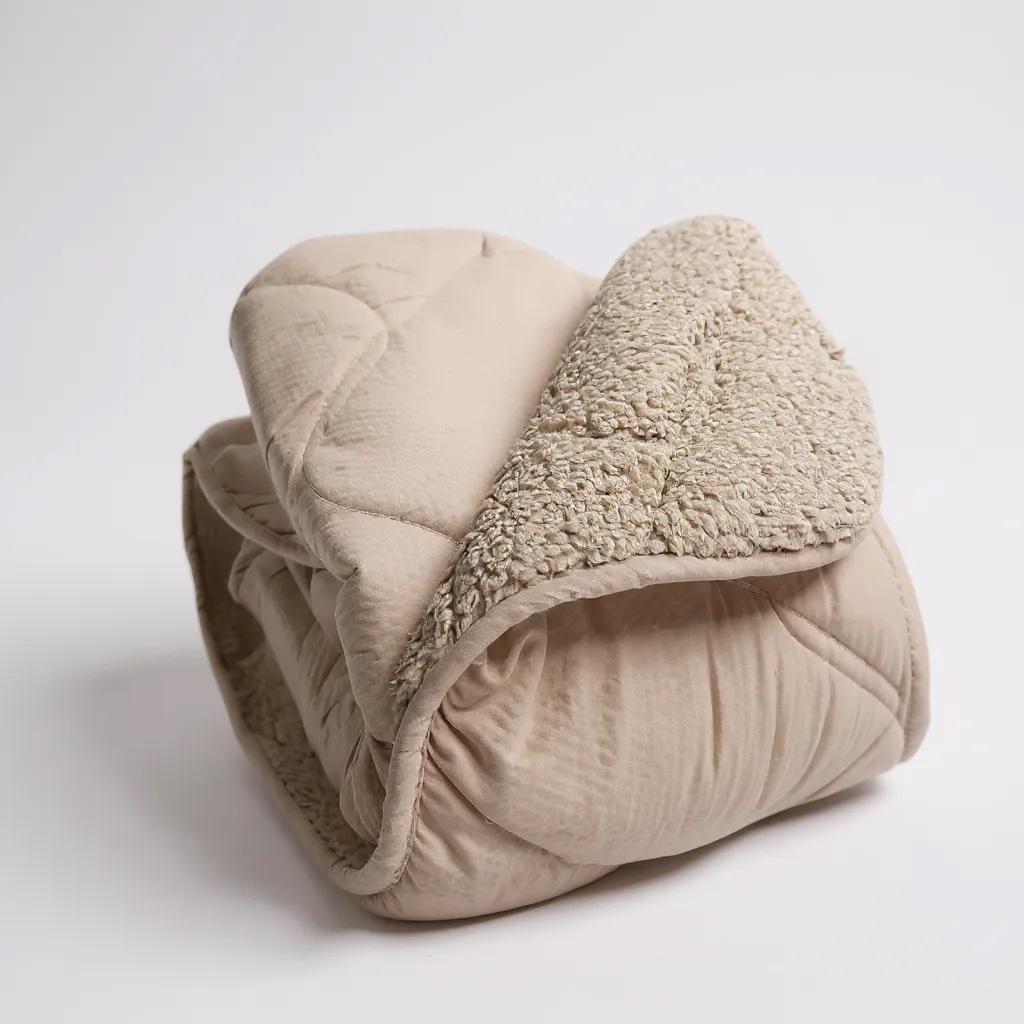 Ковдра зимова Тедді еко-хутро/тиснена мікрофібра 150-210 см Бежевий (2733730516)
