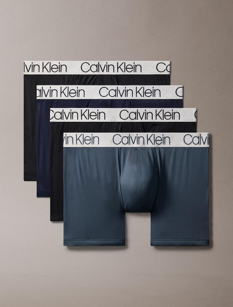 Набор трусов боксеры Calvin Klein Chromatic Trunk S 4 шт. Разноцветный (2510506852)