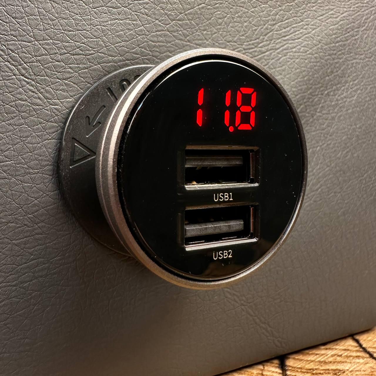 Быстрая зарядка в прикуриватель BASEUS с вольтметром на 2 USB 48А 24W Быстрая зарядка в прикуриватель BASEUS с вольтметром на 2 USB 48А 24W