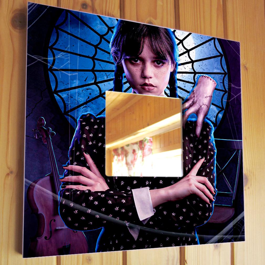 Зеркало Уэнздей "Семейка Аддамс" 260х260 мм (M04650)