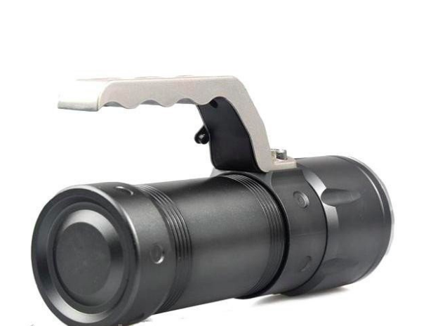 Фонарик-прожектор Bailong BL-3406 zoom