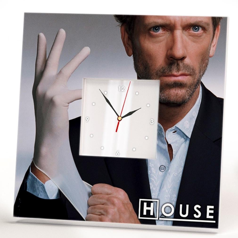 Часы "Сериал Доктор Хаус" 260x260 мм (C00982) Часы "Сериал Доктор Хаус" 260x260 мм (C00982)