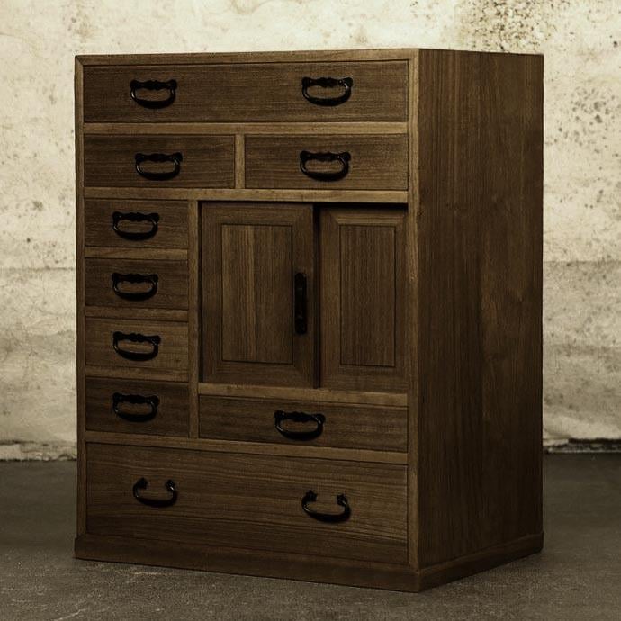 Комод тансу из дерева Бротос Кортадо (КТУ-003937)