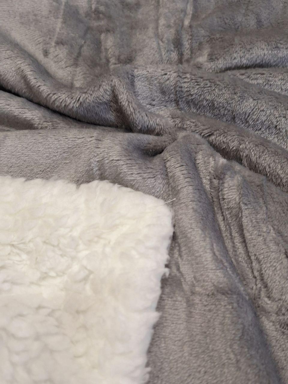 Плед двухсторонний на овчине MIULEE 150x200 см Серый с белым (1350) - фото 5 Плед двухсторонний на овчине MIULEE 150x200 см Серый с белым (1350) - фото 5