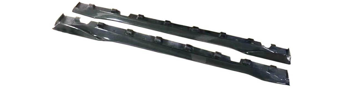 Боковые пороги DDCarbon V3 для Ford Mustang 2015-2023 гг. натуральный карбон (153294) Боковые пороги DDCarbon V3 для Ford Mustang 2015-2023 гг. натуральный карбон (153294)
