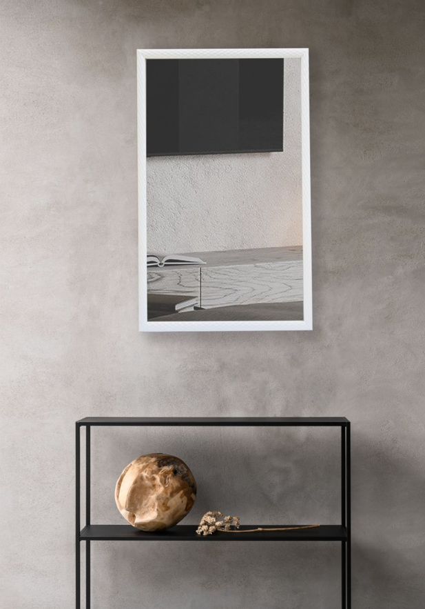 Дзеркало настінне CRYSTAL GLASS в рамці МДФ 2290 1250х600 мм Білий (С4383)