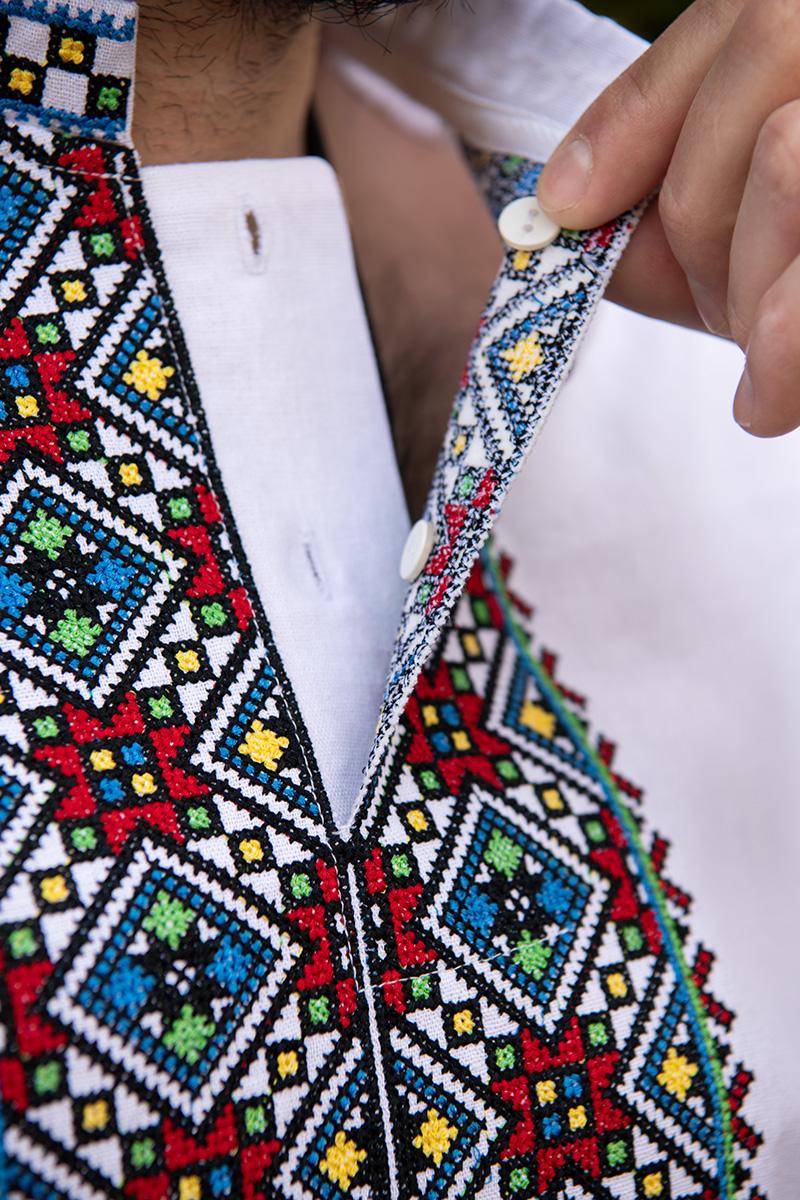 Вышиванка мужская из льна с длинным рукавом 2XL Белый (2131785210) - фото 4 Вышиванка мужская из льна с длинным рукавом 2XL Белый (2131785210) - фото 4