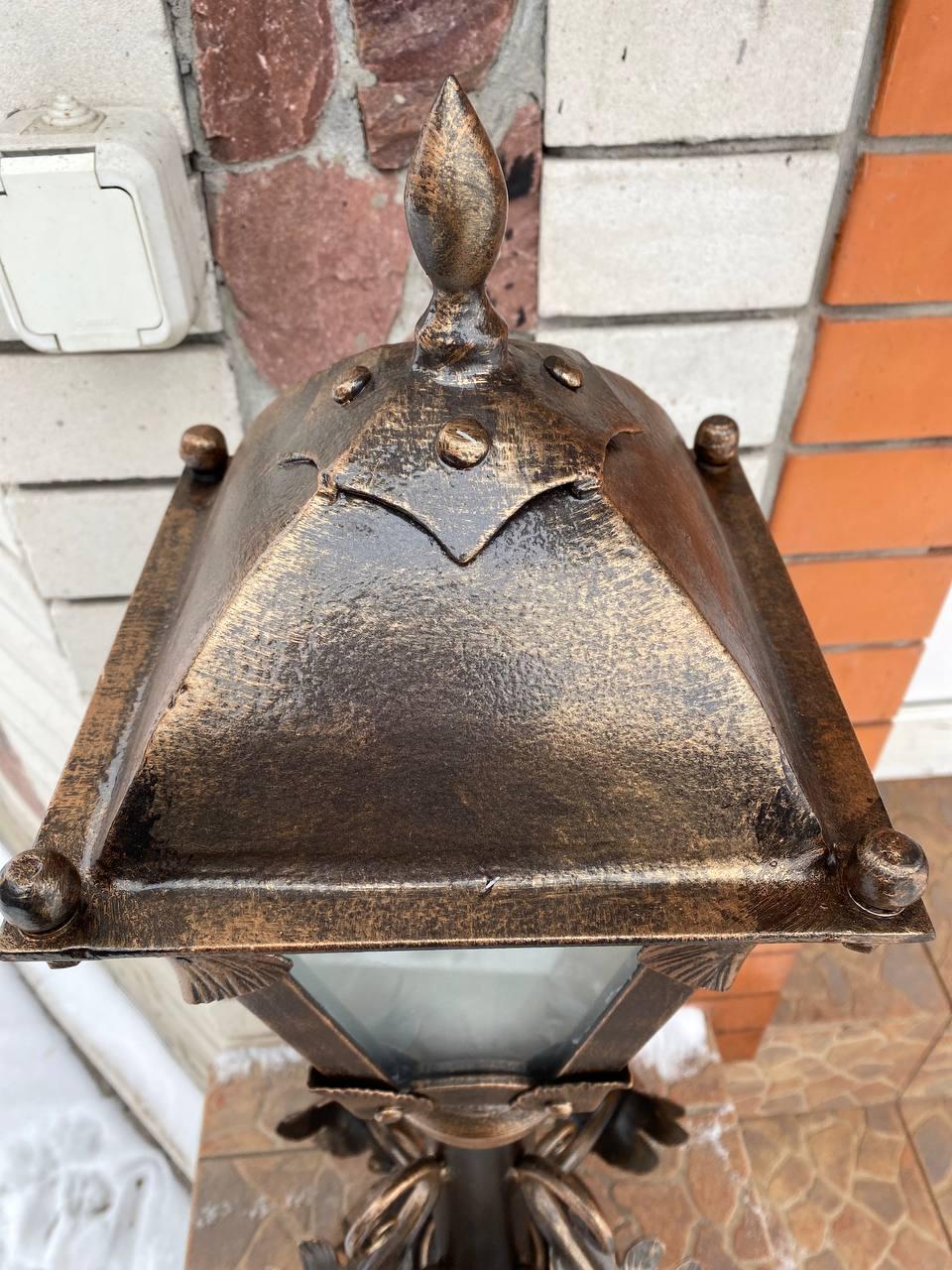 Ліхтар вуличний Е27 IP44 з патиною 24х24х83 см Золотий - фото 4 Ліхтар вуличний Е27 IP44 з патиною 24х24х83 см Золотий - фото 4