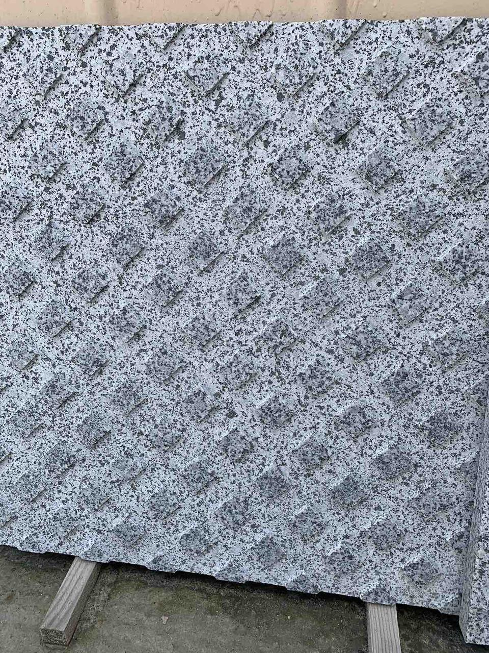 Плитка з граніту тактильна 300х300х30 мм 10 шт. 1 м2 (25887466) - фото 8 Плитка з граніту тактильна 300х300х30 мм 10 шт. 1 м2 (25887466) - фото 8