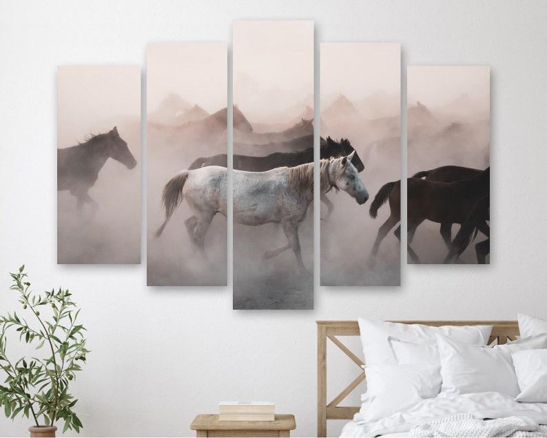 Модульная картина на холсте KIL Art Дикие лошади в тумане из пяти частей 187x119 см (M51_XL_62)