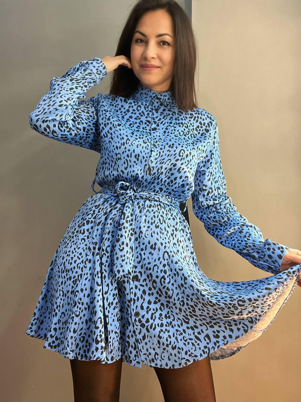 Платье женское MIX RAY 4219 леопардовый принт короткое на пуговицах с поясом S Голубой (1413) - фото 10 Платье женское MIX RAY 4219 леопардовый принт короткое на пуговицах с поясом S Голубой (1413) - фото 10