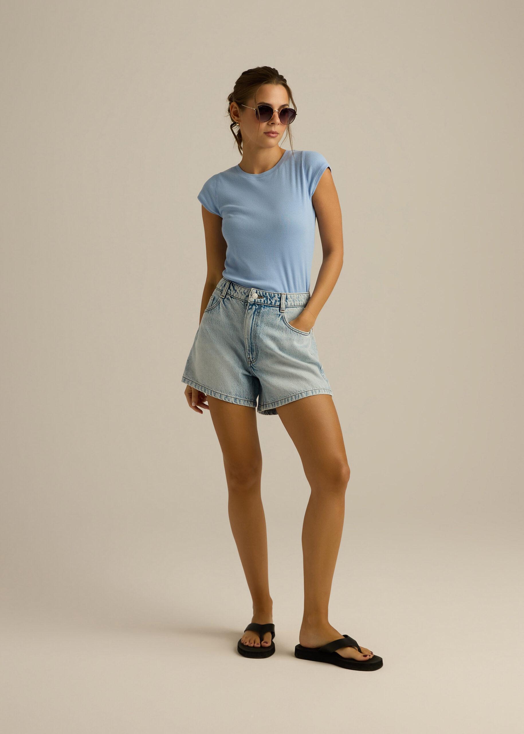 Шорти жіночі Diverse BRITE джинсові M Світло-блакитний (5905384135827) - фото 2 Шорти жіночі Diverse BRITE джинсові M Світло-блакитний (5905384135827) - фото 2