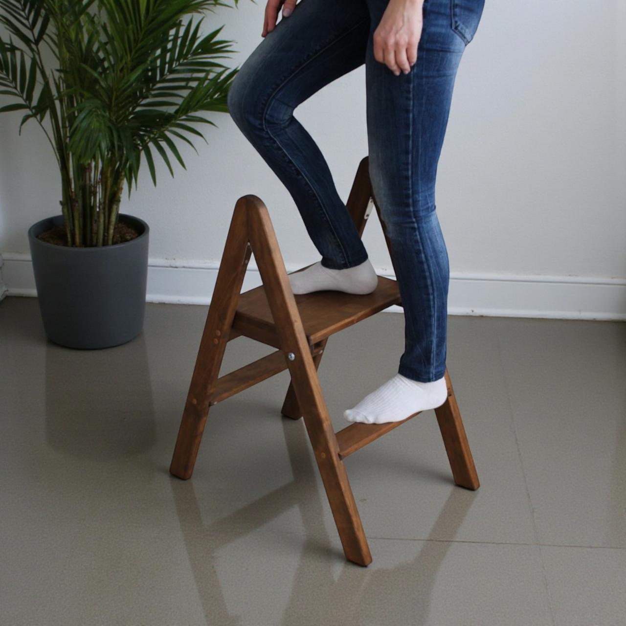 Табурет-лестница деревянный Студія Дерева Вільха бытовой двусторонний 2 ступеньки Орех темный (31002905) - фото 9 Табурет-лестница деревянный Студія Дерева Вільха бытовой двусторонний 2 ступеньки Орех темный (31002905) - фото 9