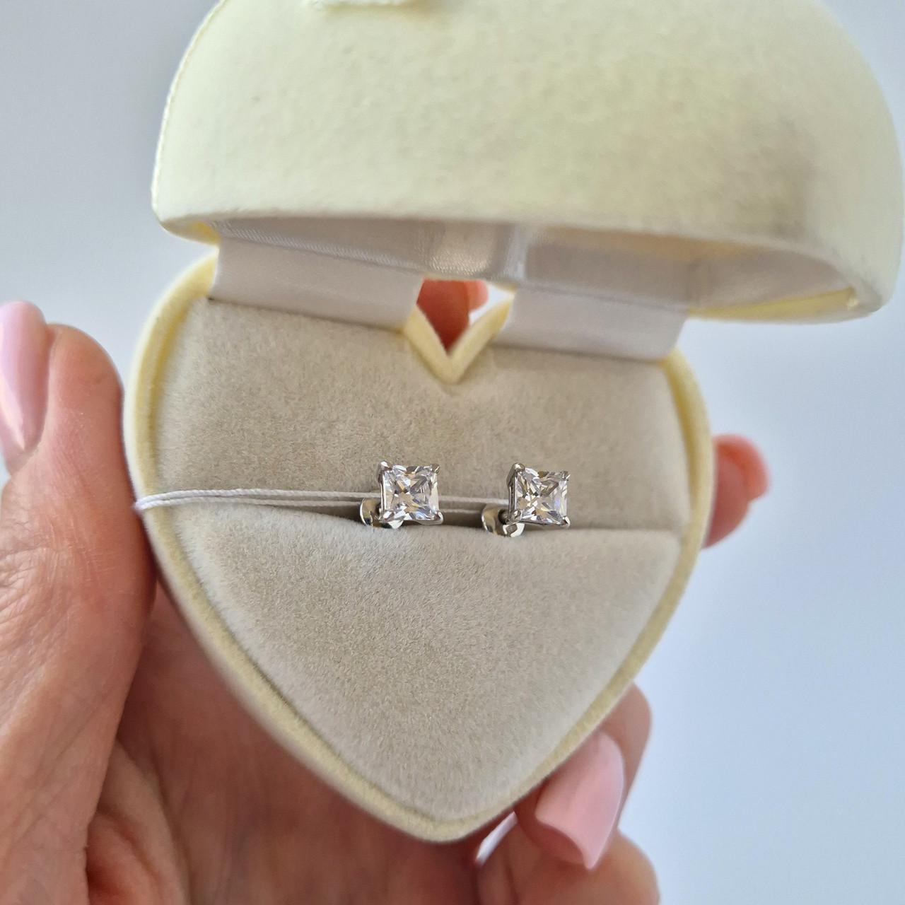 Срібні сережки гвоздики на закрутках квадратний камінь 5 мм 1,61 г (82911б) - фото 2