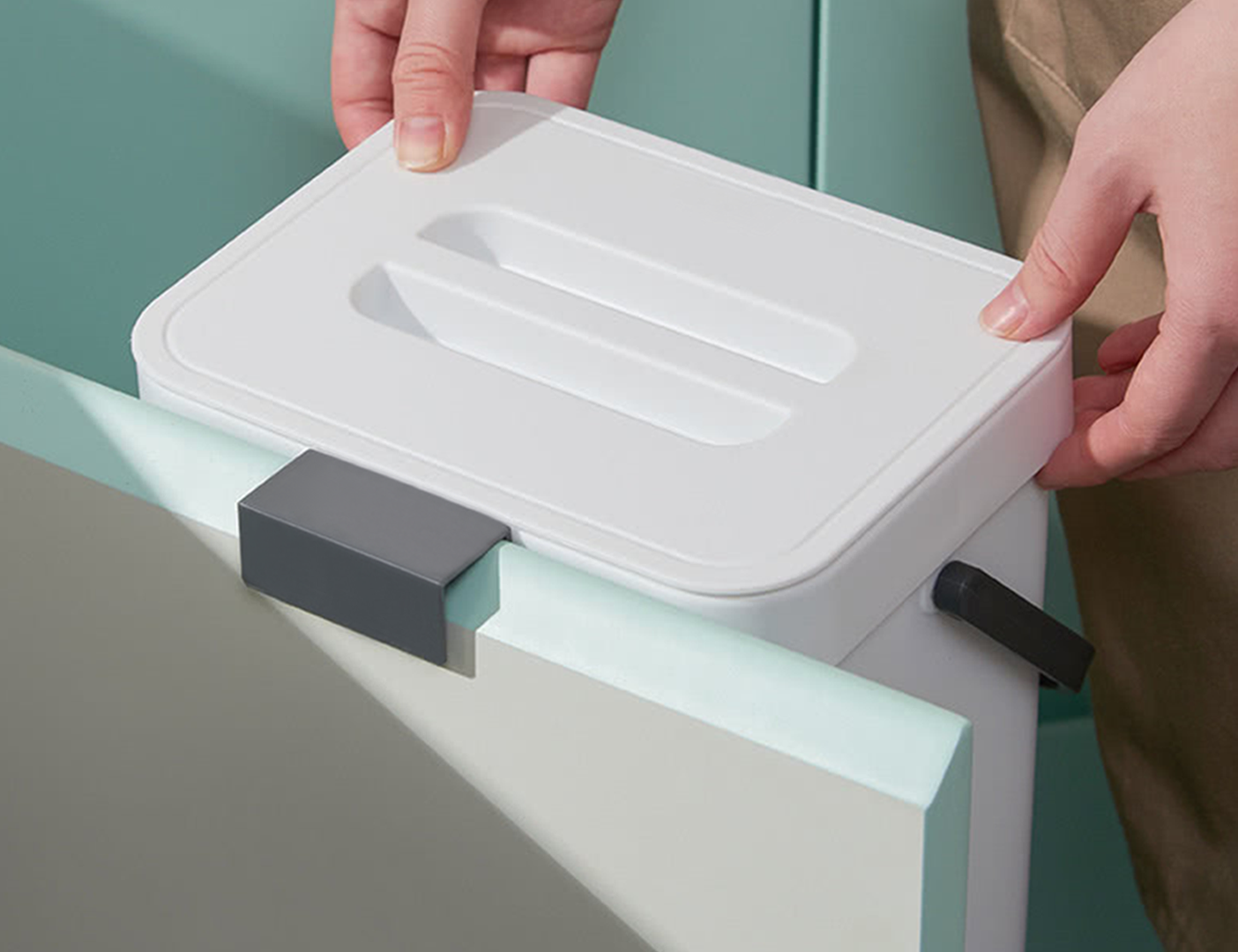 Ведро для мусора MVM BIN-11 3L WHITE/ANTHRACITE с крышкой 3 л Белый (211564) - фото 8 Ведро для мусора MVM BIN-11 3L WHITE/ANTHRACITE с крышкой 3 л Белый (211564) - фото 8