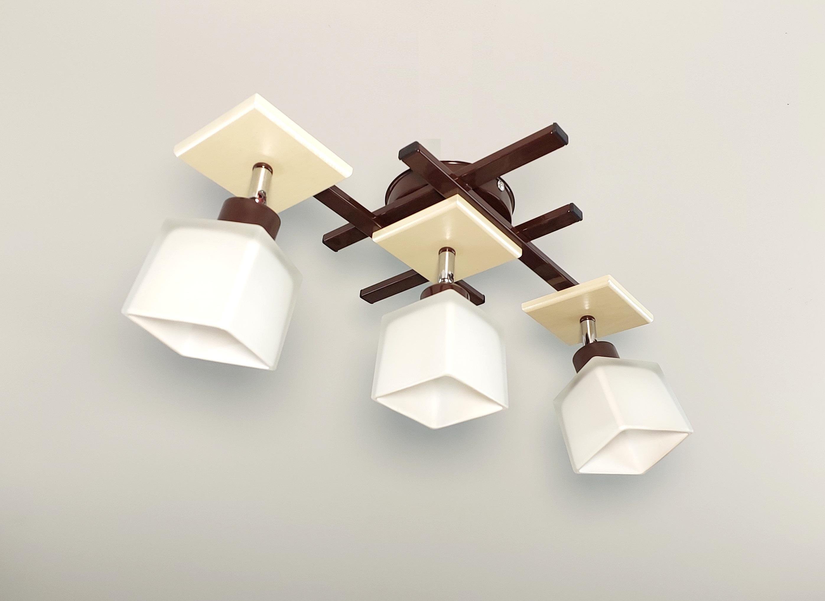 Люстра потолочная Оскар/3 на 3 поворотных плафона Коричневый/Бежевый