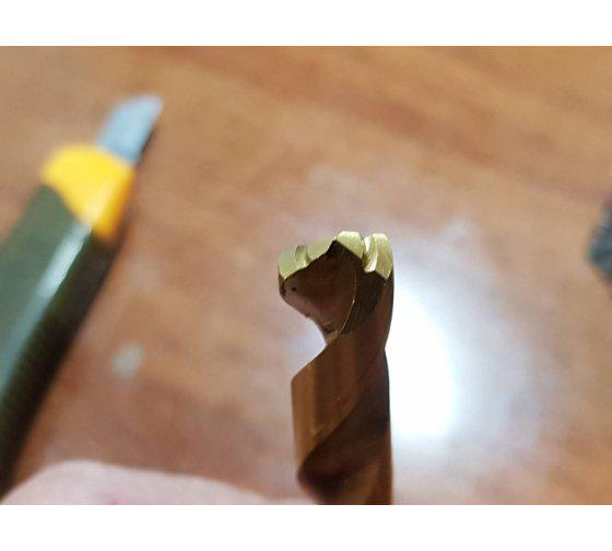 Сверло по металлу Milwaukee RedHEX HSS-G TiN 10х76х120 мм (48894723) - фото 9 Сверло по металлу Milwaukee RedHEX HSS-G TiN 10х76х120 мм (48894723) - фото 9