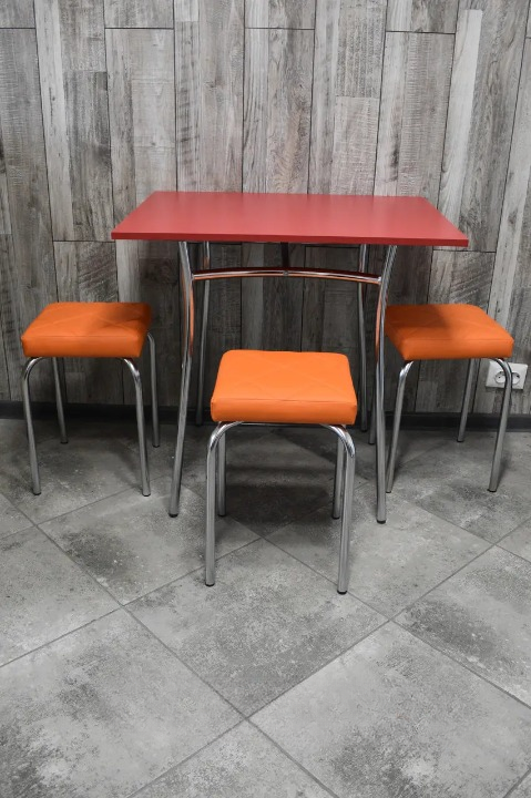 Комплект кухонний Tutty Lux Trio стіл/табурети 3 шт. 60х80х75 см Червоний/Помаранчевий/Хром