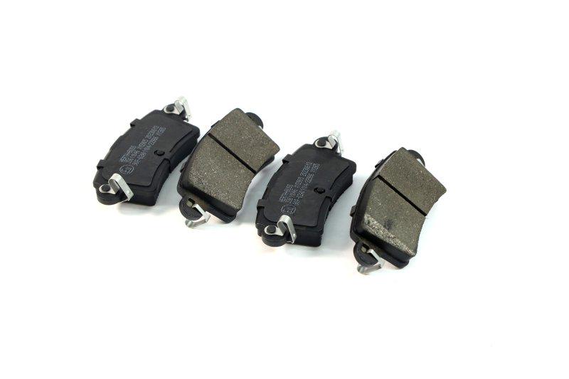 Колодки тормозные дисковые задние Jakoparts Renault Opel (J3611046)