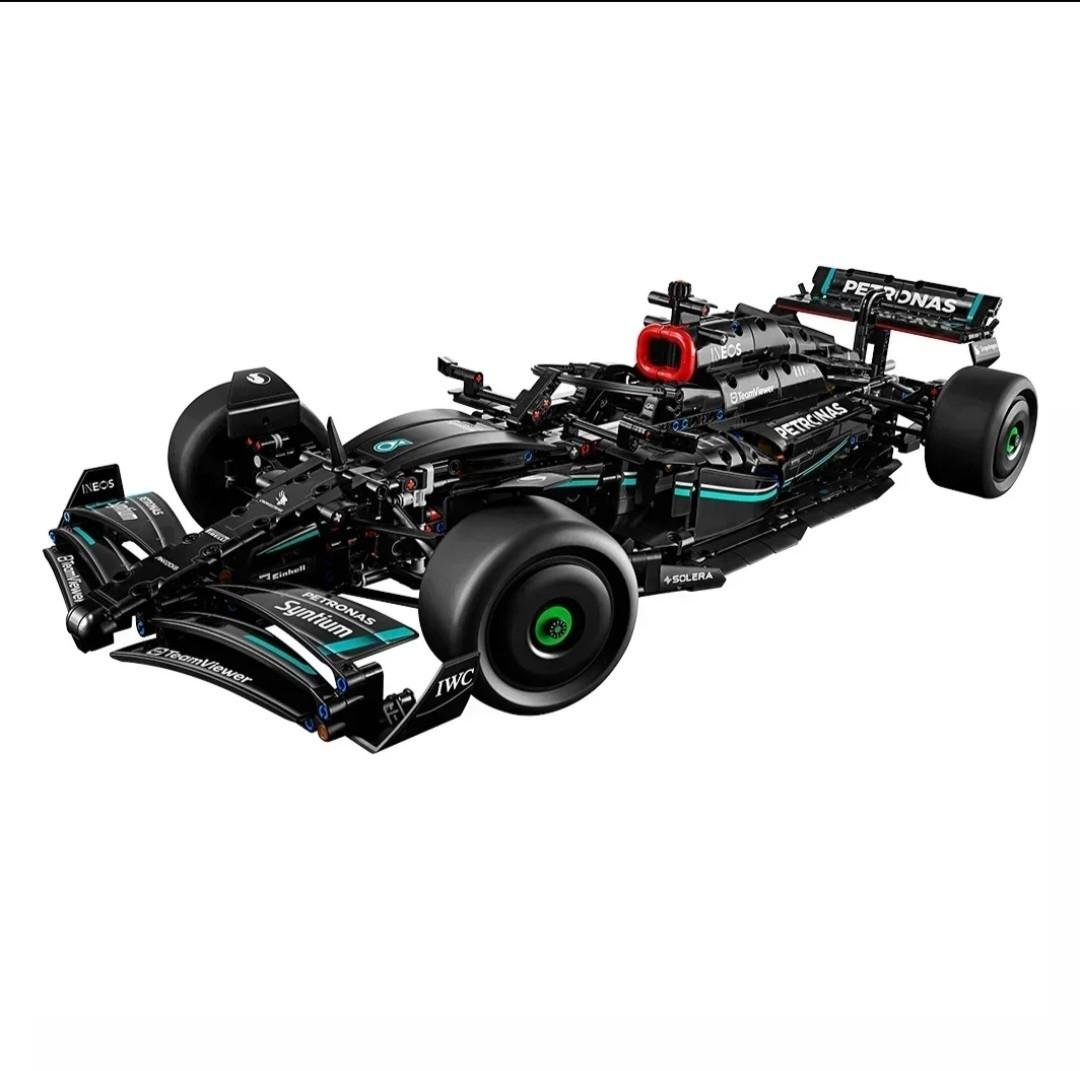 Конструктор Technic Mercedes AMG F1 W14 1642 детали (0137) - фото 9